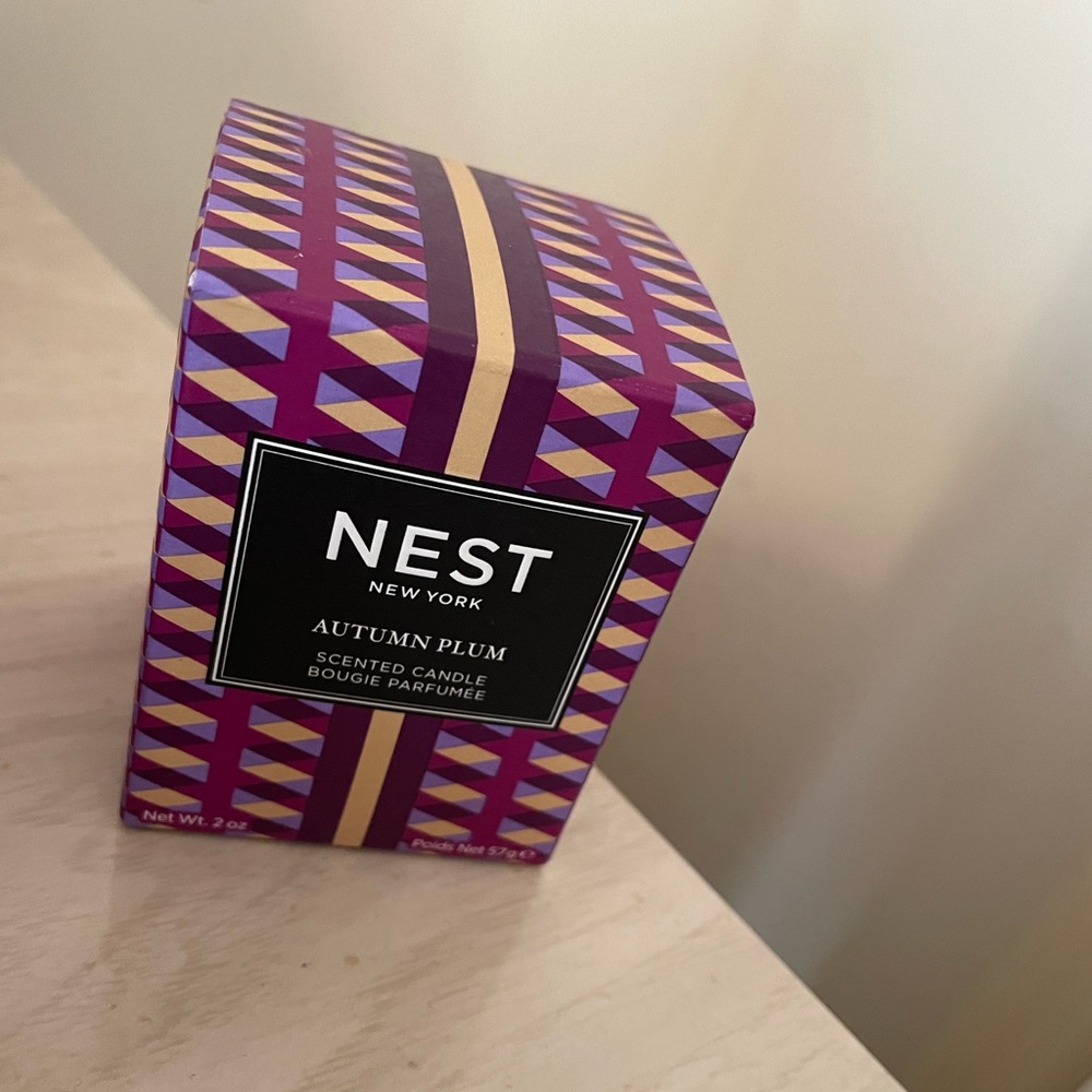 Nest mini candle
